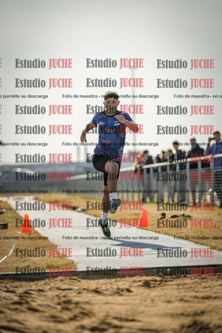 Fotos del salto triple de varones