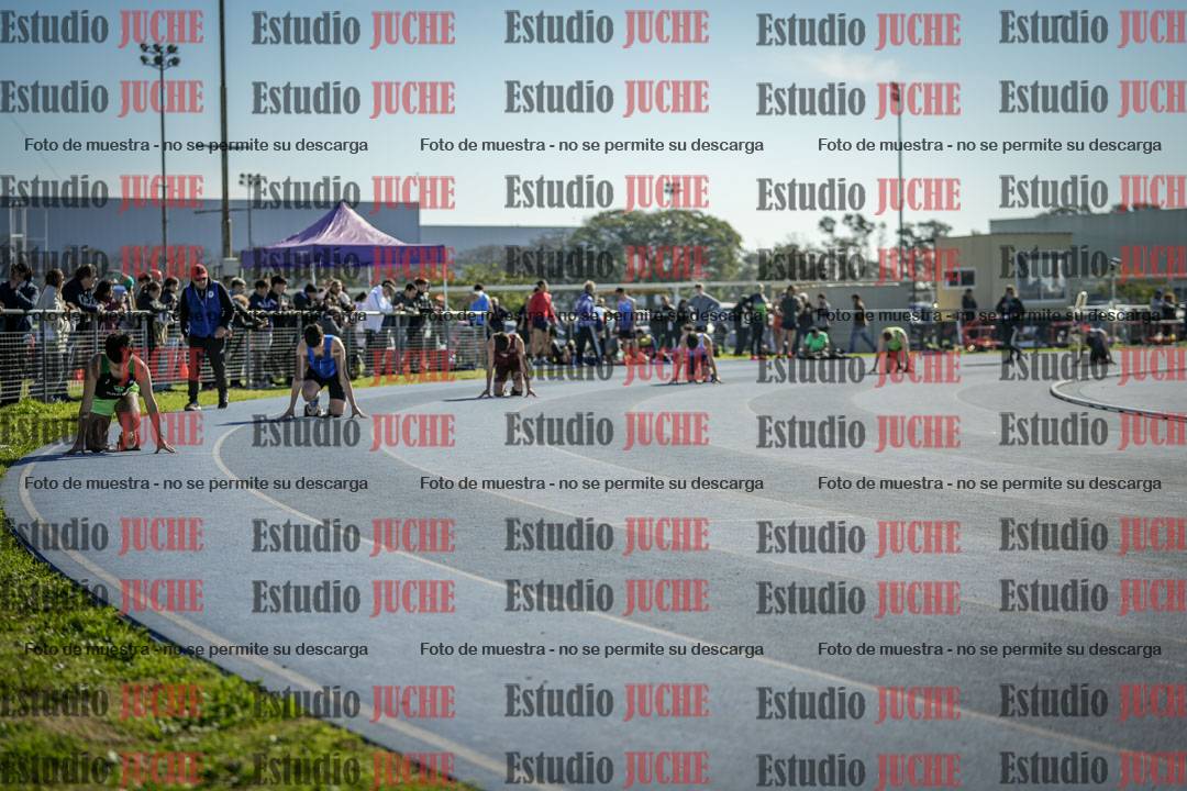 Fotos de los 400 m llanos de varones