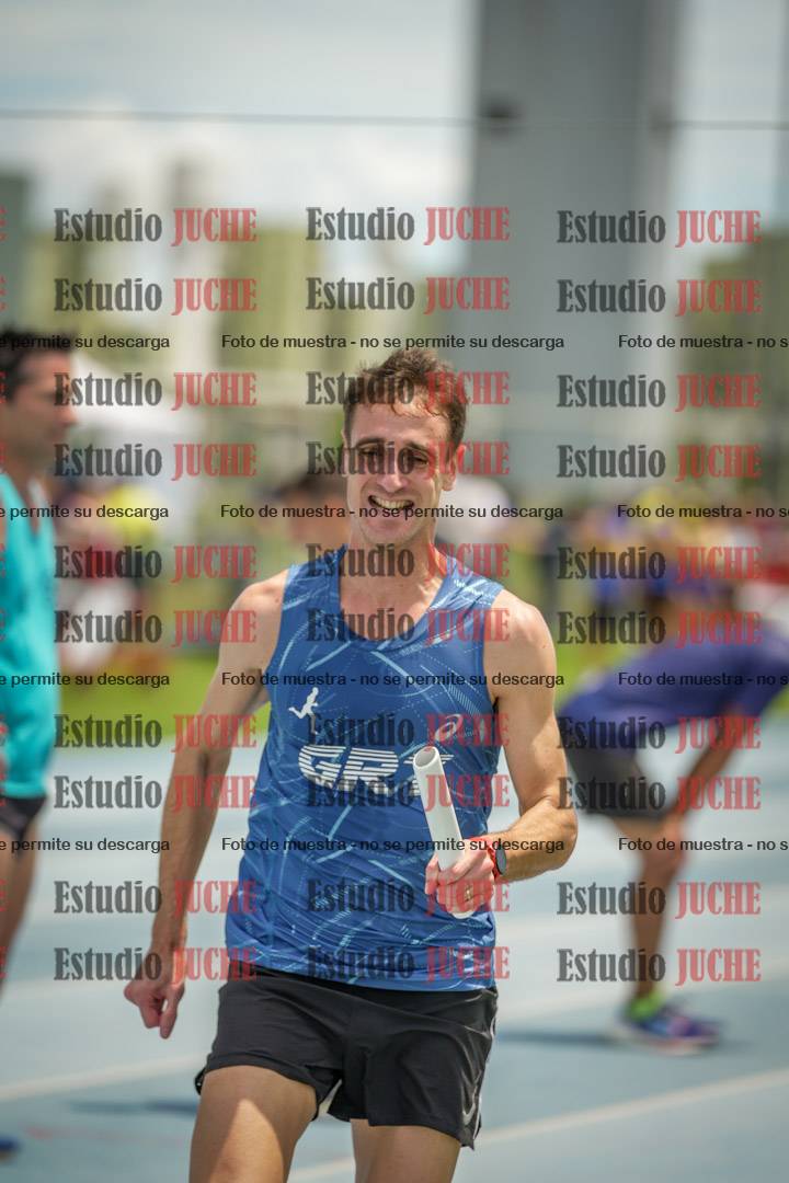 Fotos durante el transcurso de los relevos 20' para running teams - serie 2