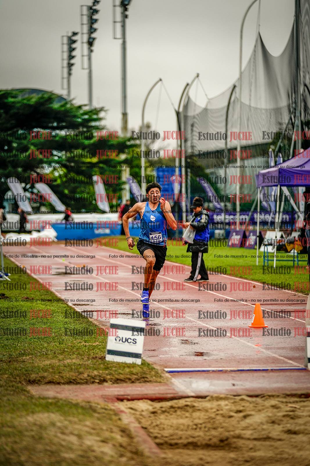Fotos del salto en largo de varones - decatlón 2