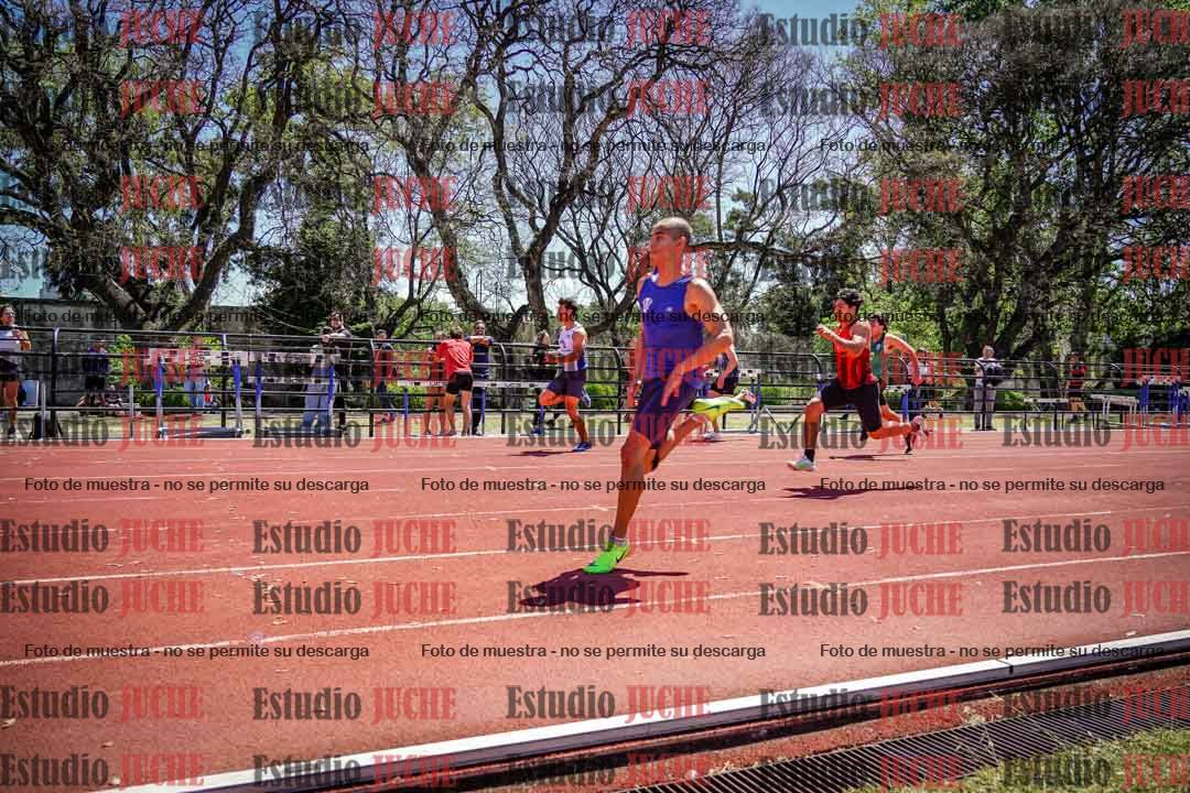 Fotos de los 100 m llanos de varones