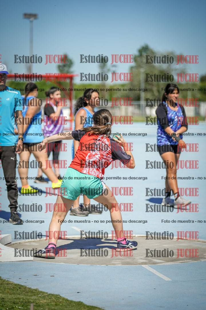 Fotos del lanzamiento de bala de mujeres - U14