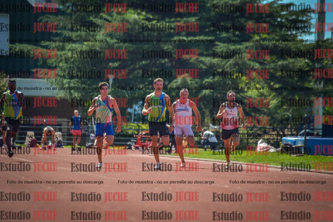 Fotos de los 100 m llanos de varones