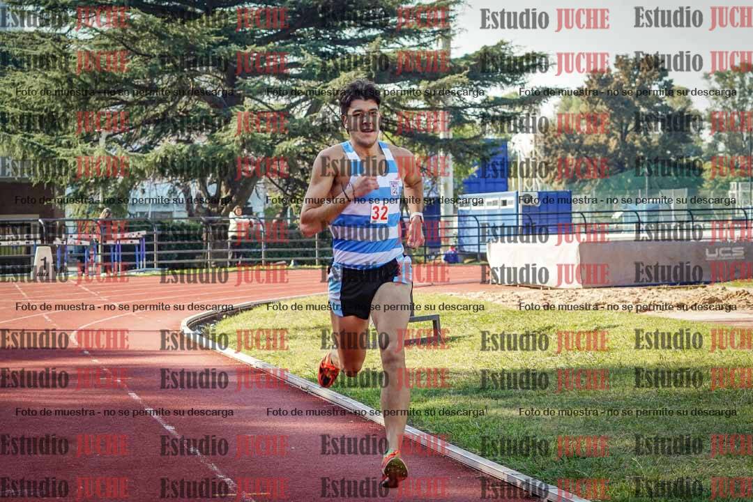 Fotos de los 800 m llanos de varones