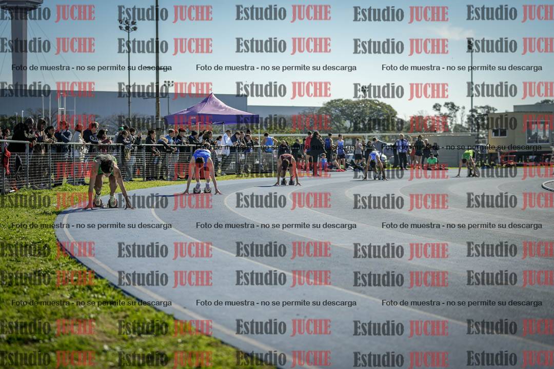 Fotos de los 400 m llanos de varones