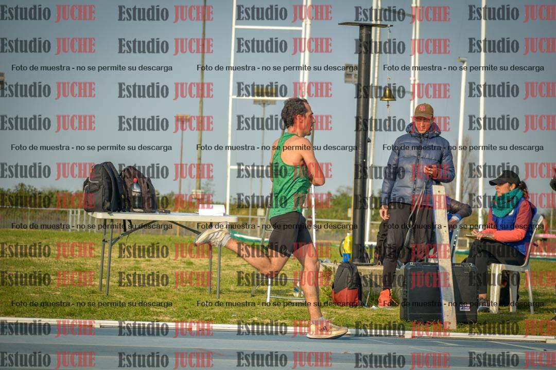 Fotos de los 3000 m llanos de varones