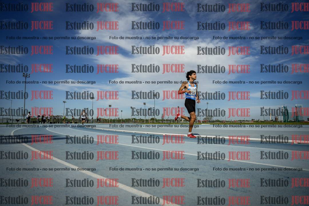 Fotos de los 3000 m llanos de varones