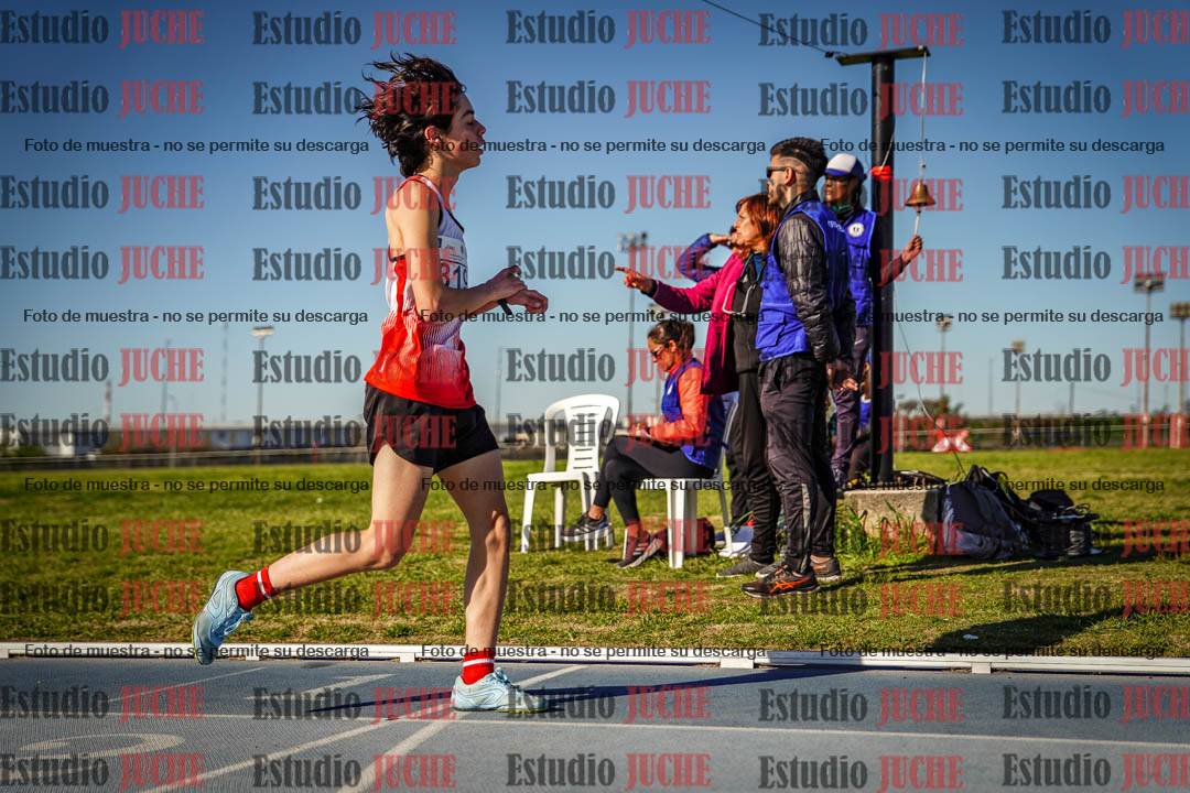 Fotos de los 2000 m llanos de varones