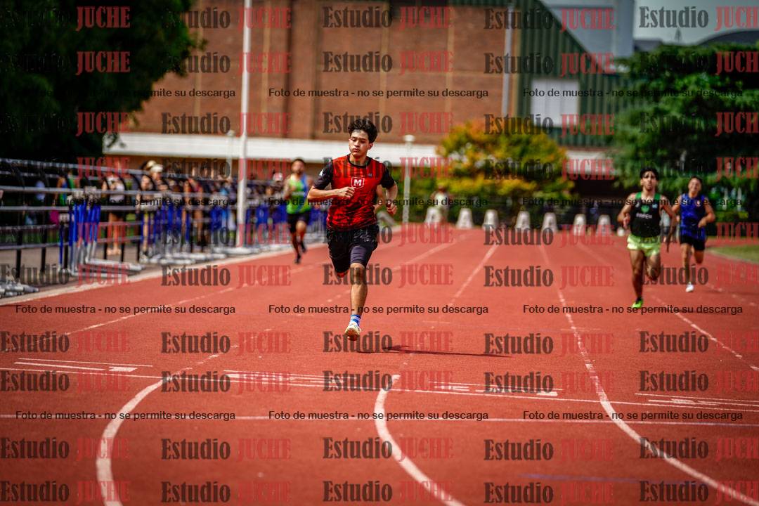 Fotos de los 400 m llanos de varones
