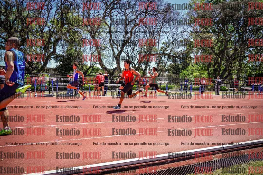 Fotos de los 100 m llanos de varones