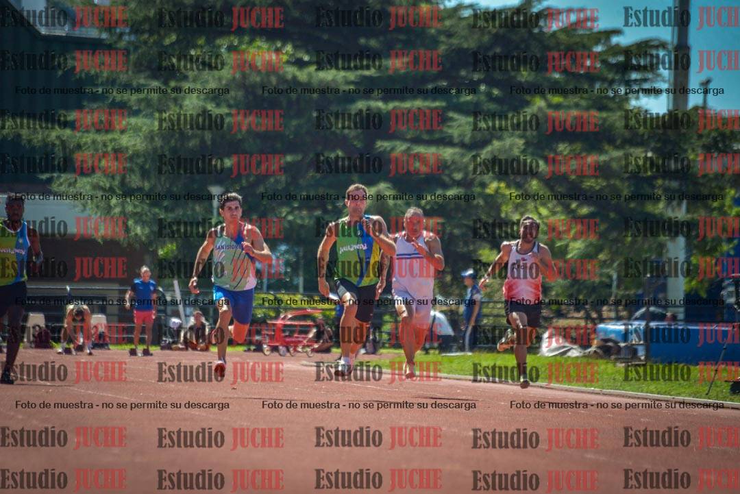 Fotos de los 100 m llanos de varones