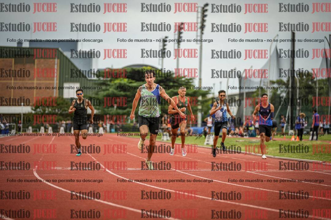 Fotos de los 400 m llanos de varones