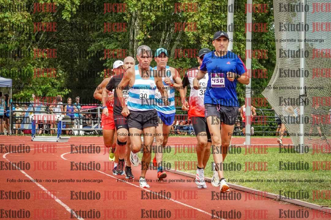 Fotos de los 3000 m llanos de varones