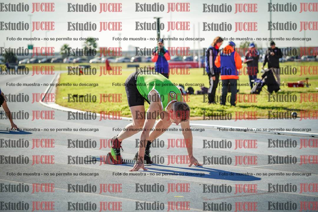 Fotos de los 400 m llanos de varones