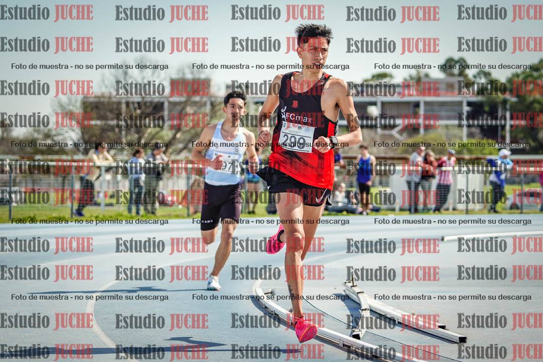 Fotos de los 3000 m llanos de varones