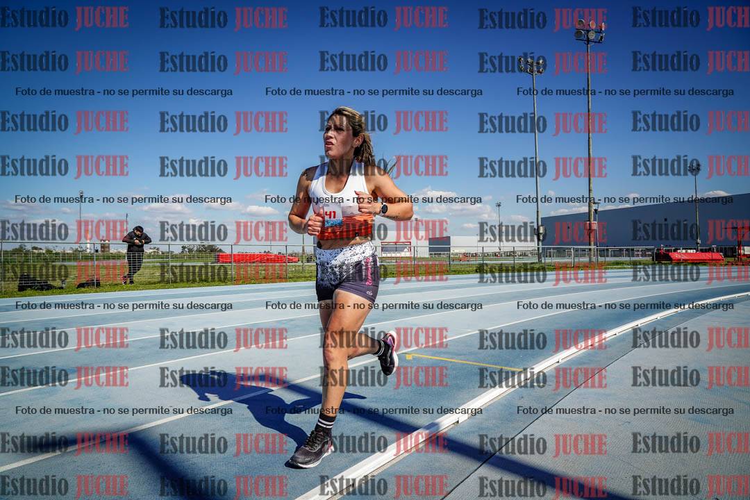 Fotos de los 5000 m llanos de mujeres y varones