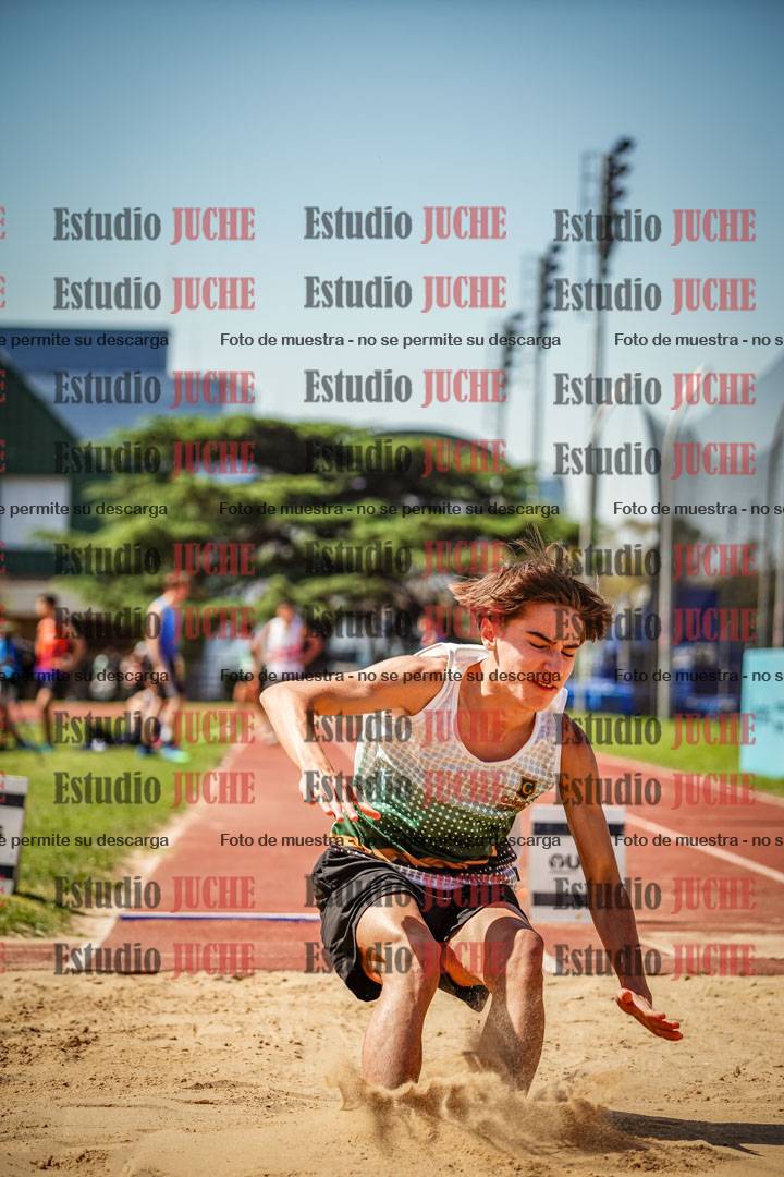 Fotos del salto en largo de varones - (incluye octatlón)