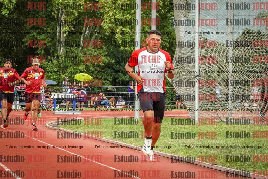 Fotos de los 3000 m llanos de varones