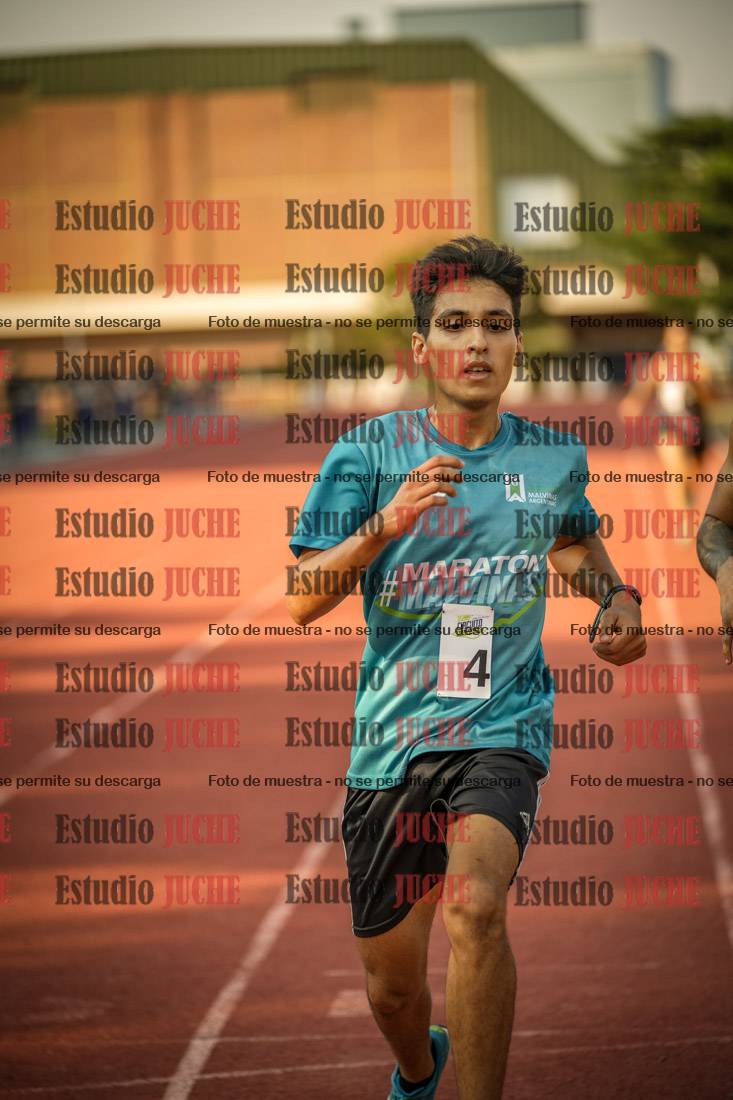 Fotos de los 1500 m llanos de varones