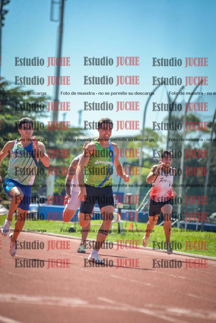 Fotos de los 100 m llanos de varones