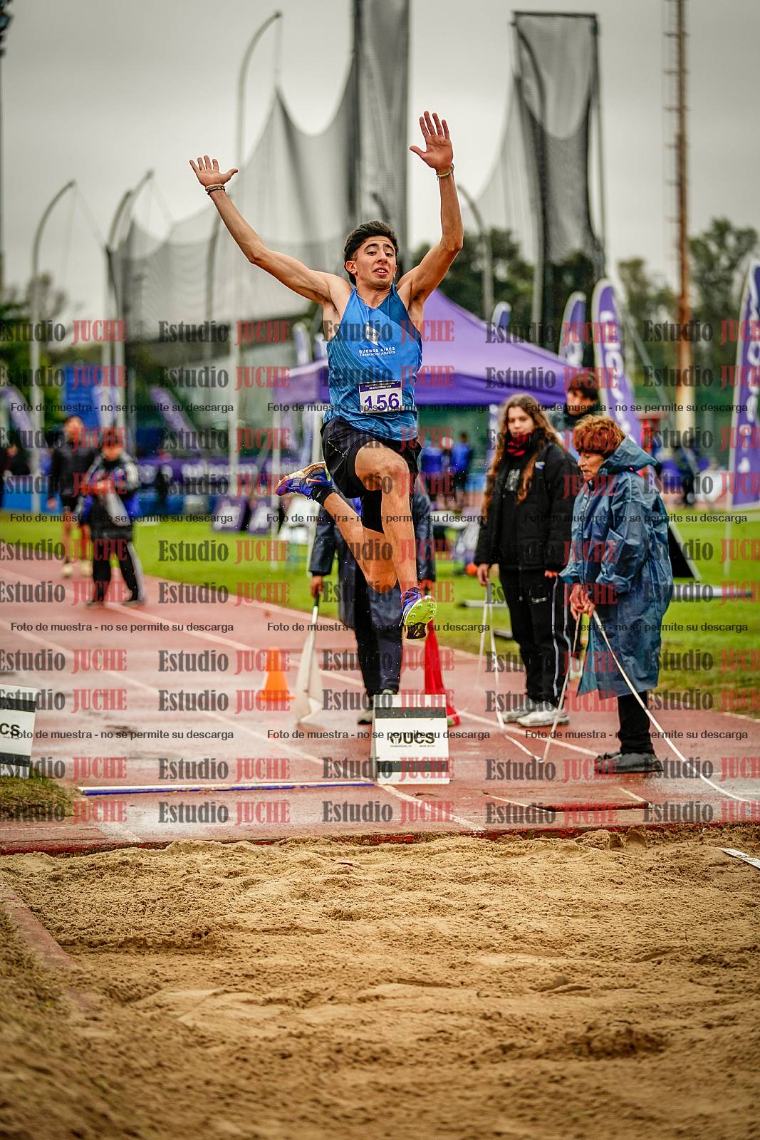 Fotos del salto en largo de varones - decatlón 2