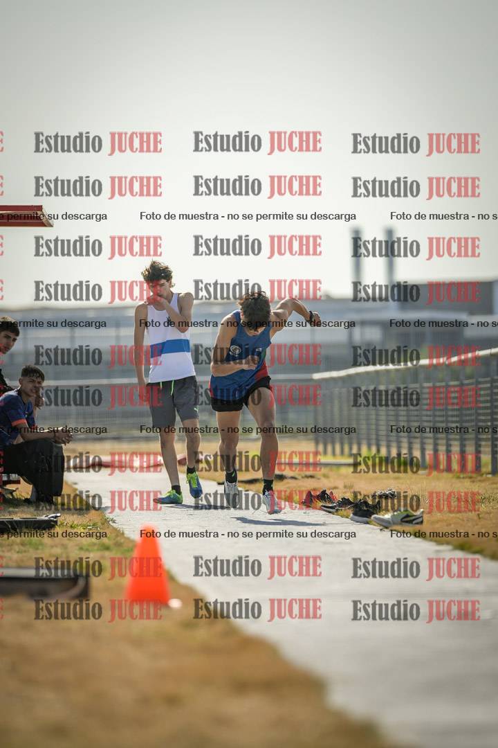 Fotos del salto triple de varones