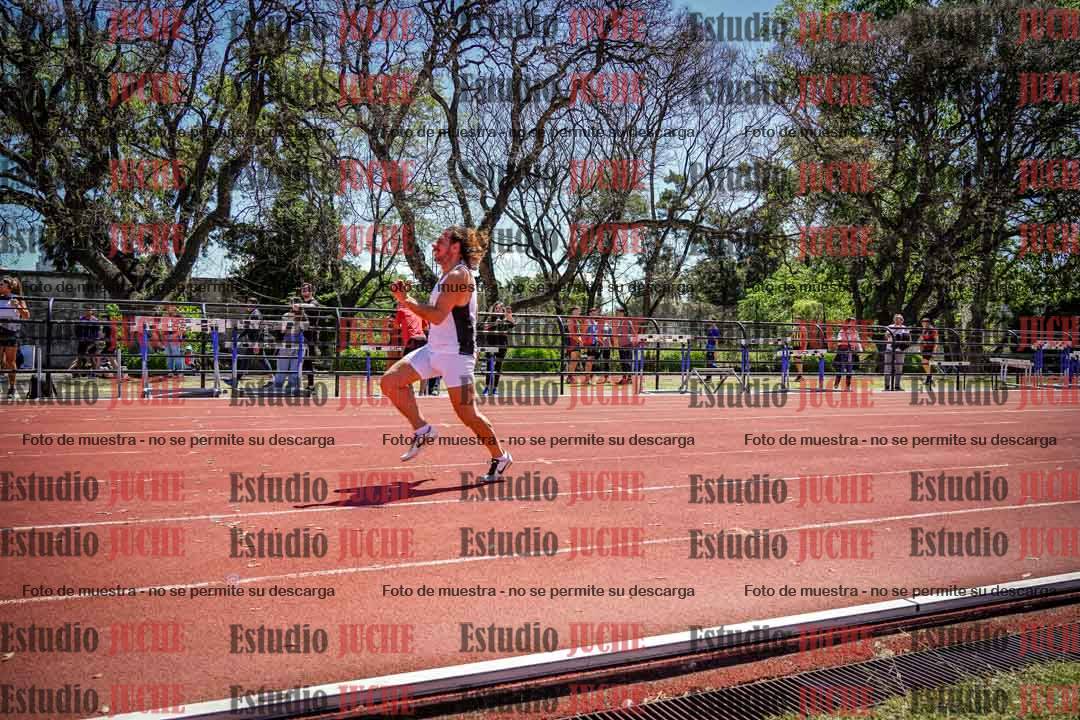 Fotos de los 100 m llanos de varones