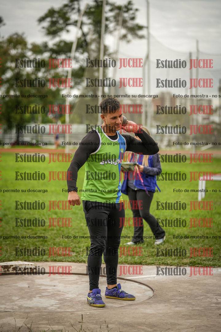 Fotos del lanzamiento de bala de varones