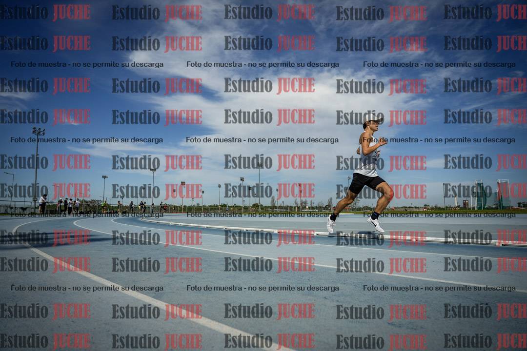 Fotos de los 3000 m llanos de varones