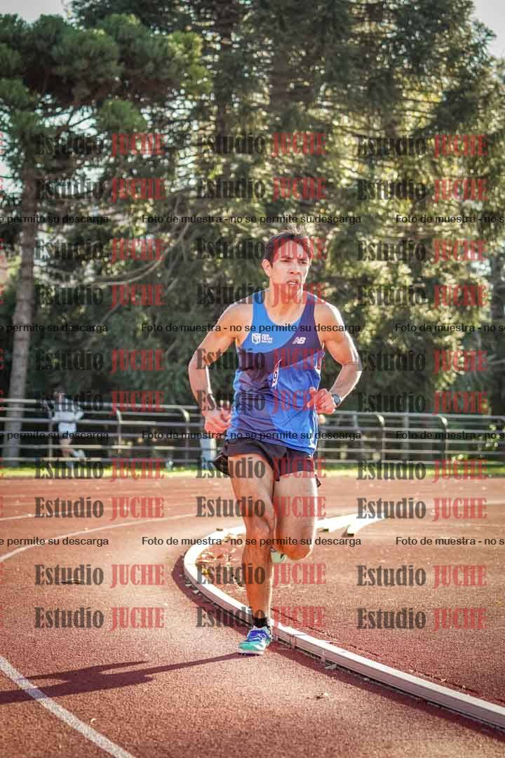 Fotos de los 3000 m llanos de varones