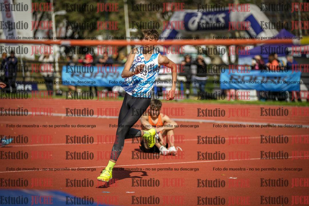 Fotos del salto en alto de varones