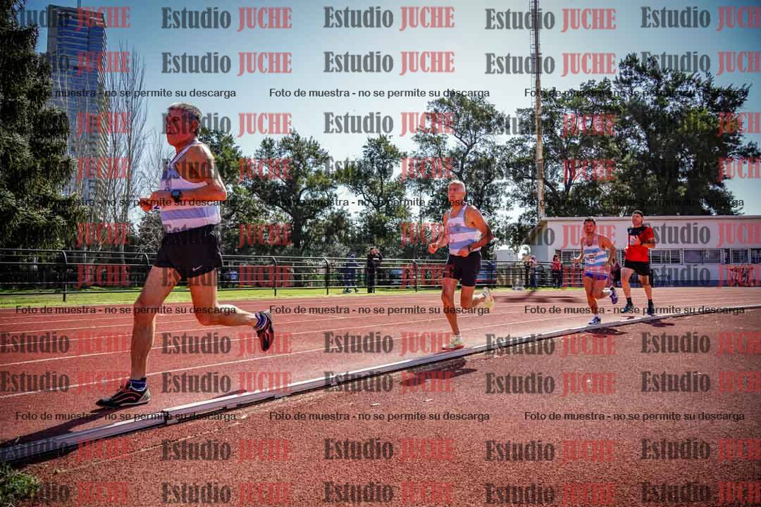 Fotos de los 1500 m llanos de varones