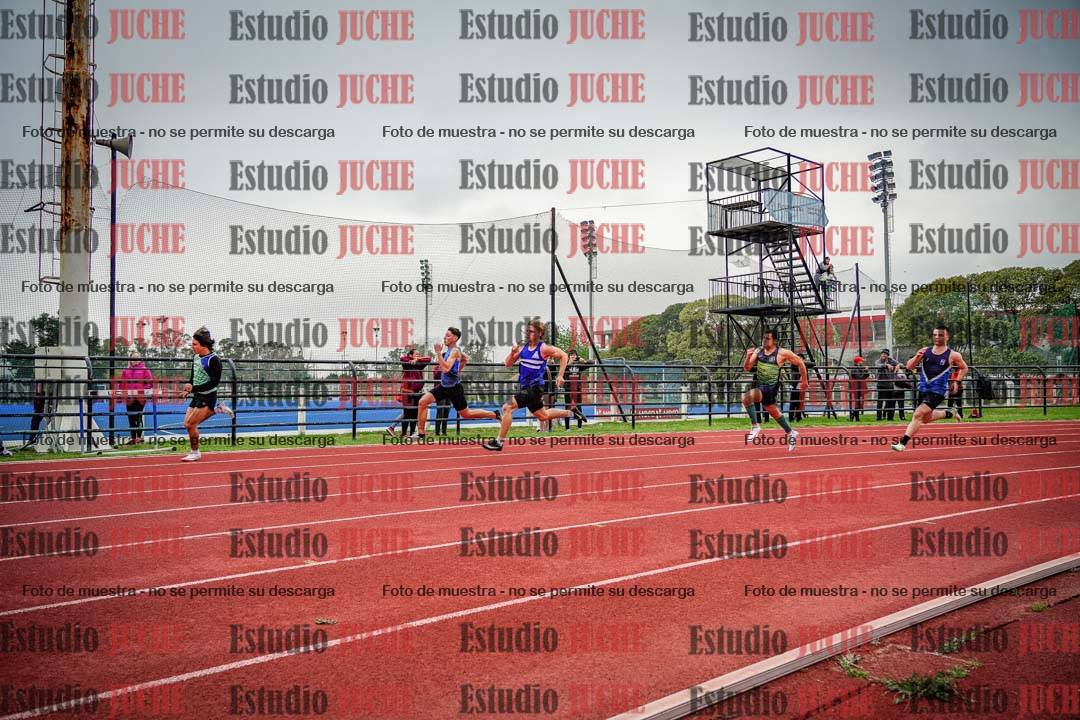 Fotos de los 200 m llanos de varones
