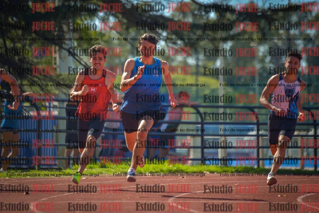 Fotos de los 200 m llanos de varones
