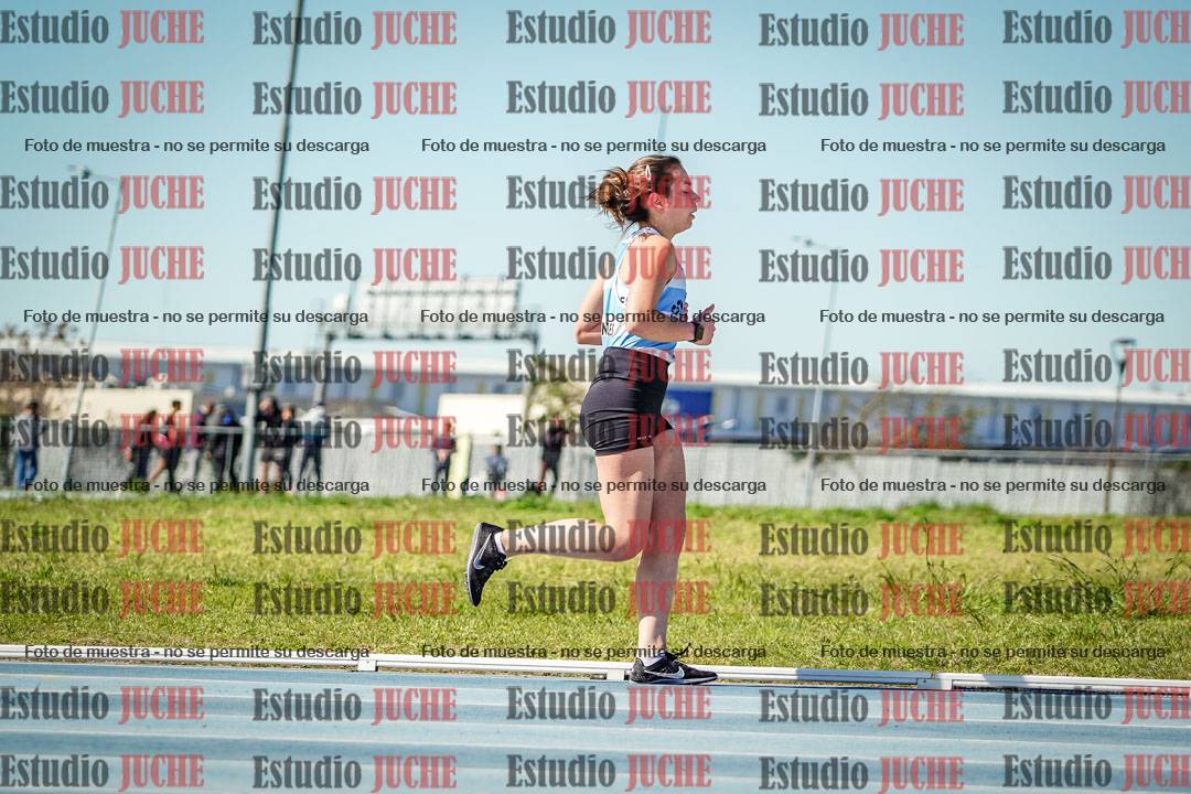 Fotos de los 5000 m llanos de mujeres y varones