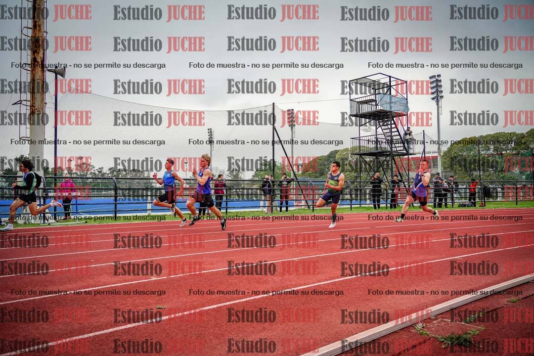 Fotos de los 200 m llanos de varones