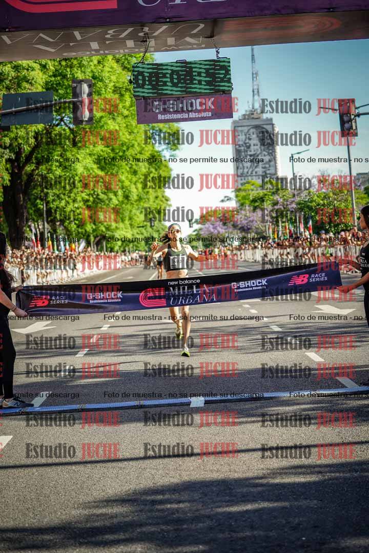 Fotos de la llegada - categoría ÉLITE FEMENINA