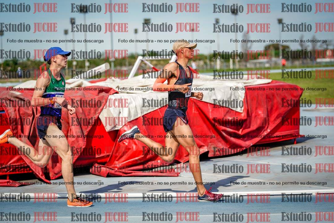 Fotos de los 3000 m llanos de varones