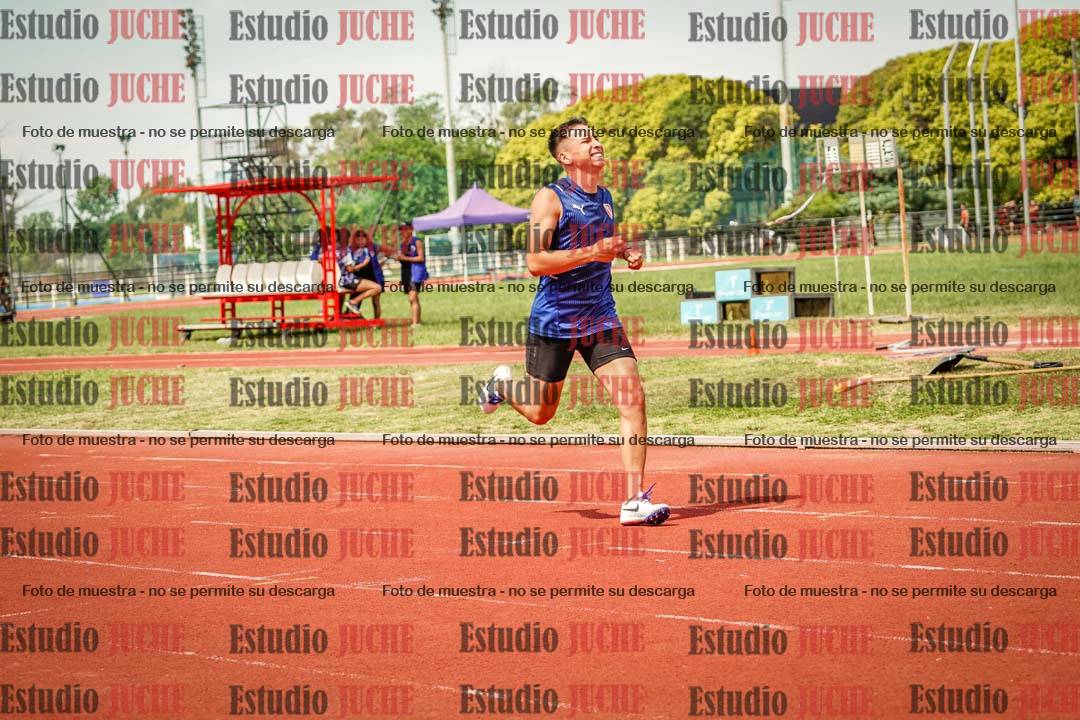 Fotos de los 400 m llanos de varones