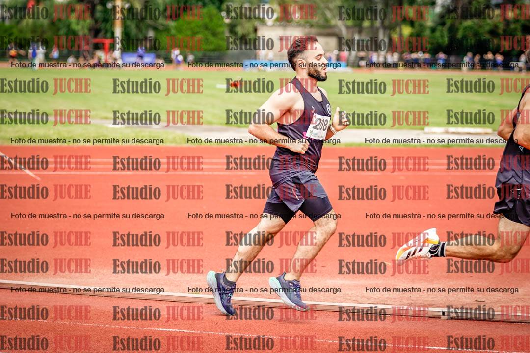 Fotos de los 3000 m llanos de varones