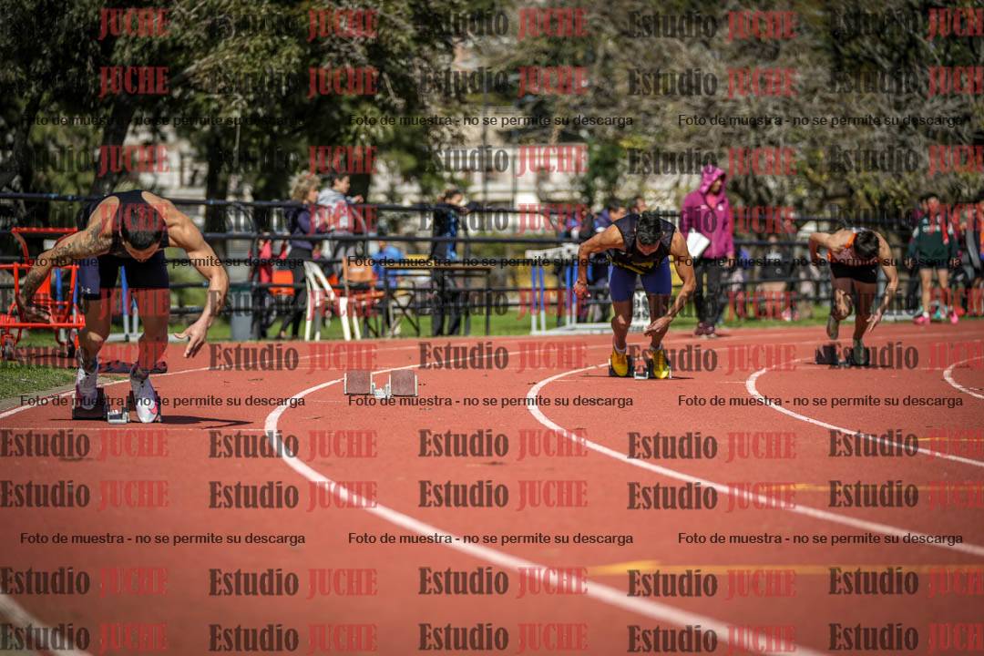 Fotos de los 200 m llanos de varones