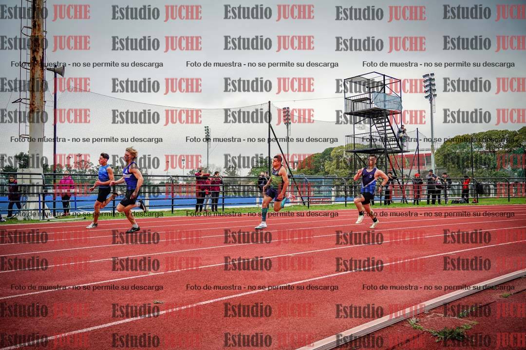 Fotos de los 200 m llanos de varones