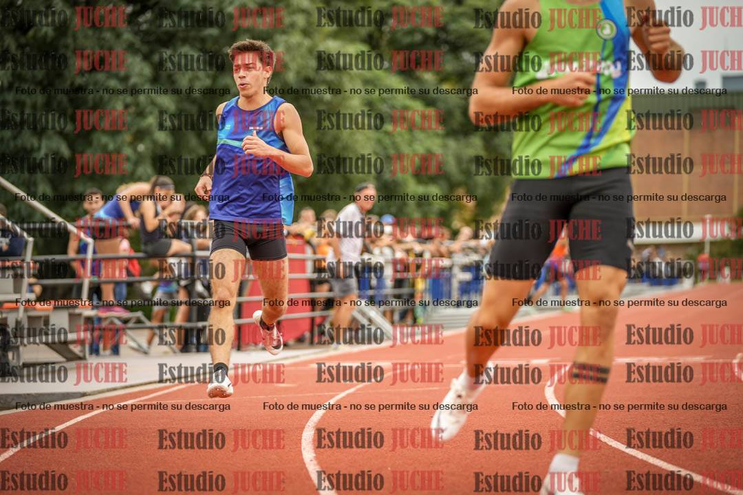Fotos de los 400 m llanos de varones