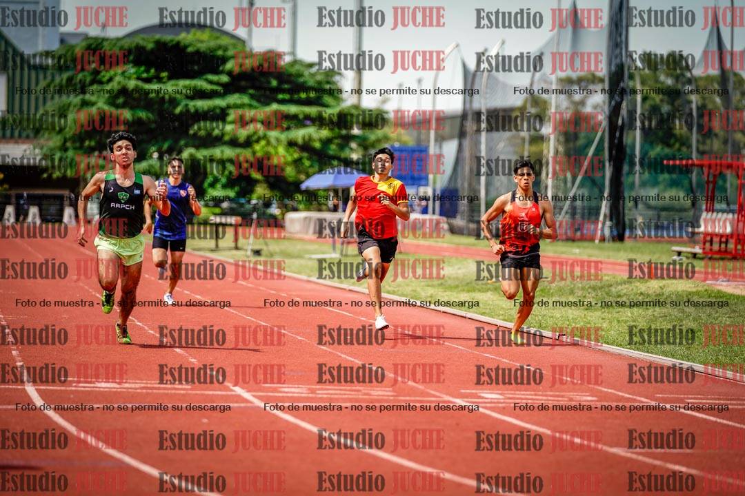 Fotos de los 400 m llanos de varones