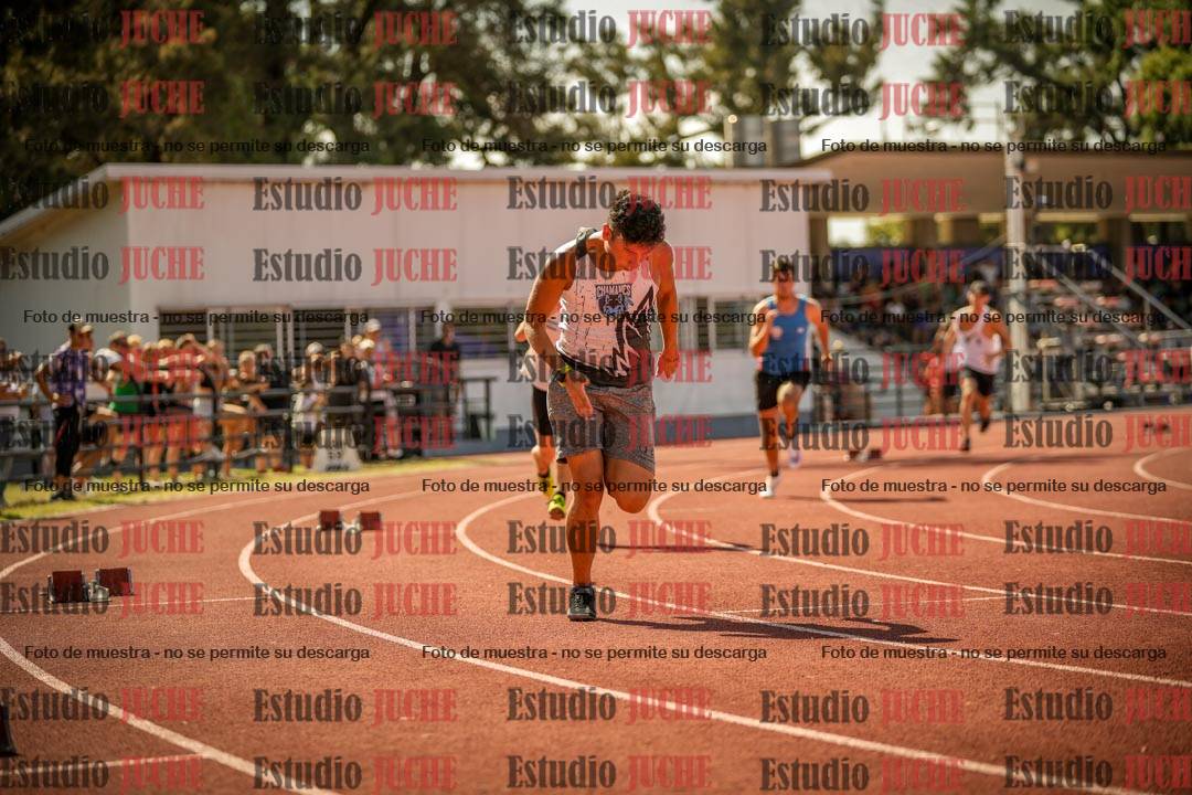 Fotos de los 400 m llanos de varones