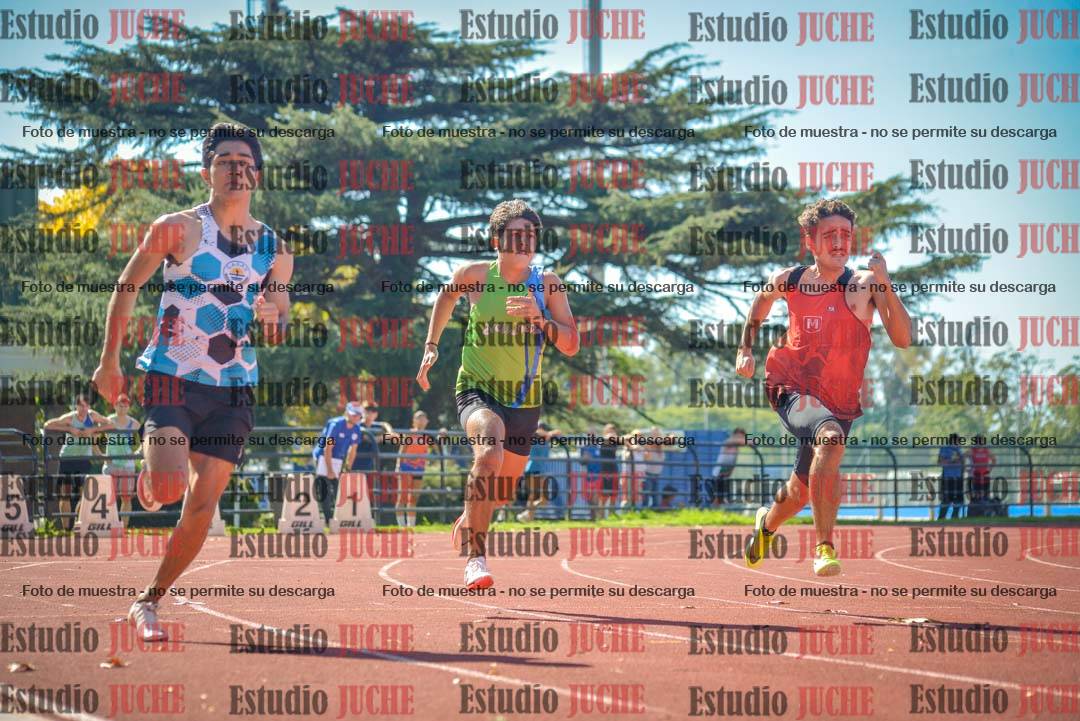 Fotos de los 200 m llanos de varones