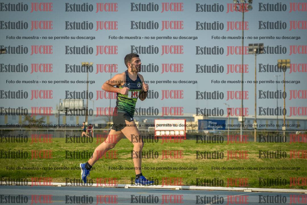Fotos de los 3000 m llanos de varones