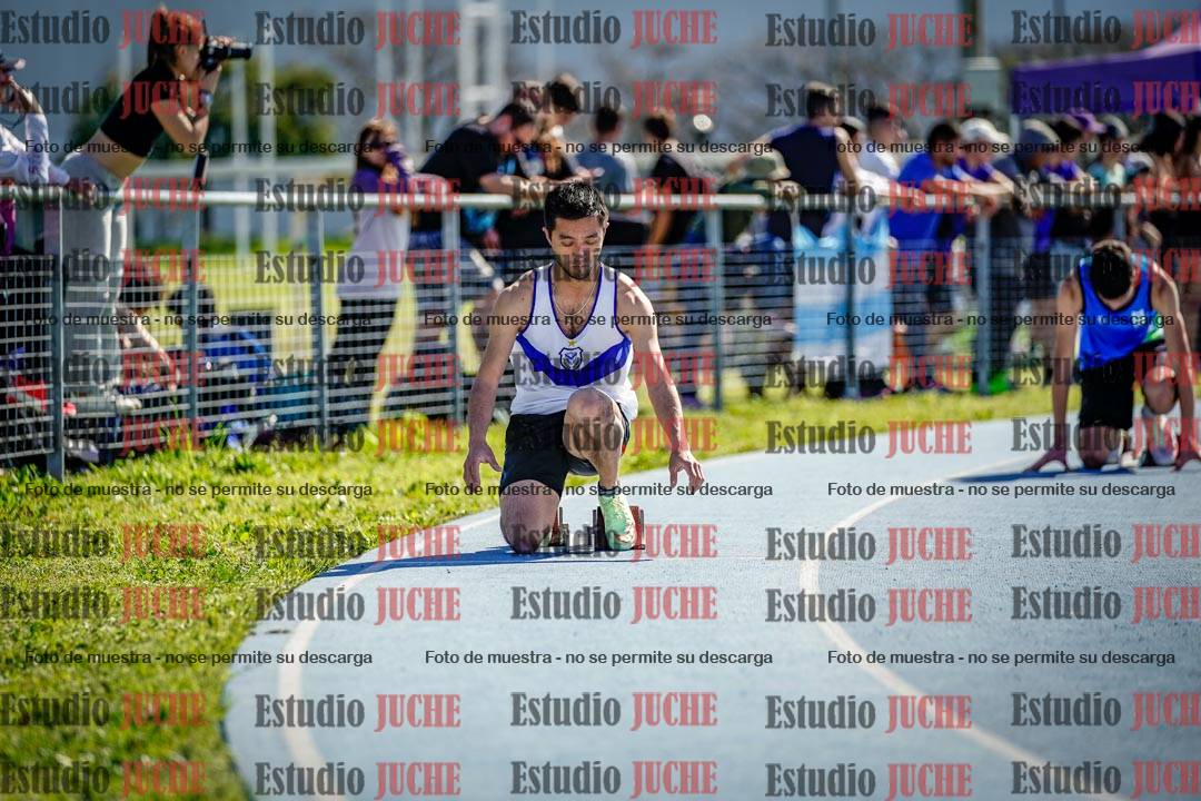 Fotos de los 400 m llanos de varones