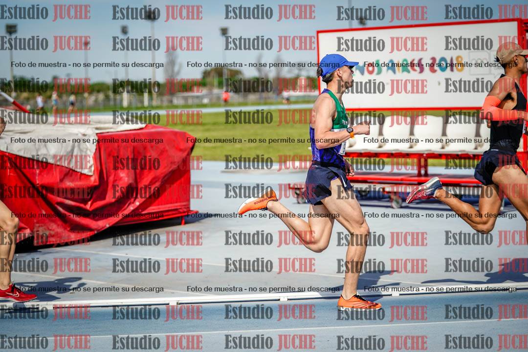 Fotos de los 3000 m llanos de varones