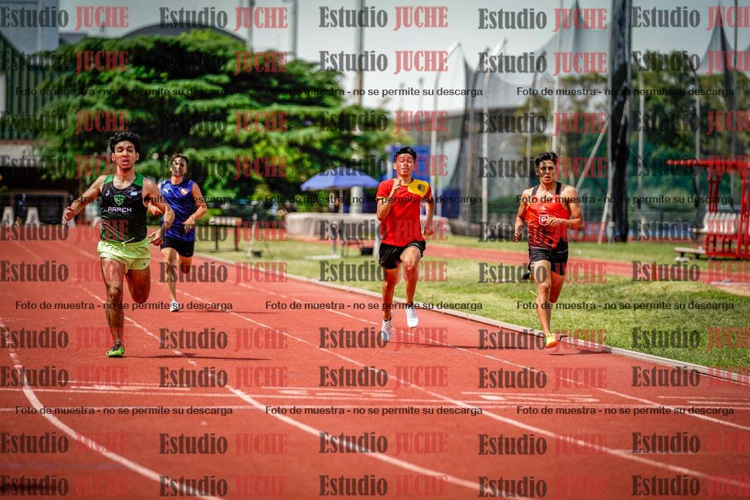 Fotos de los 400 m llanos de varones